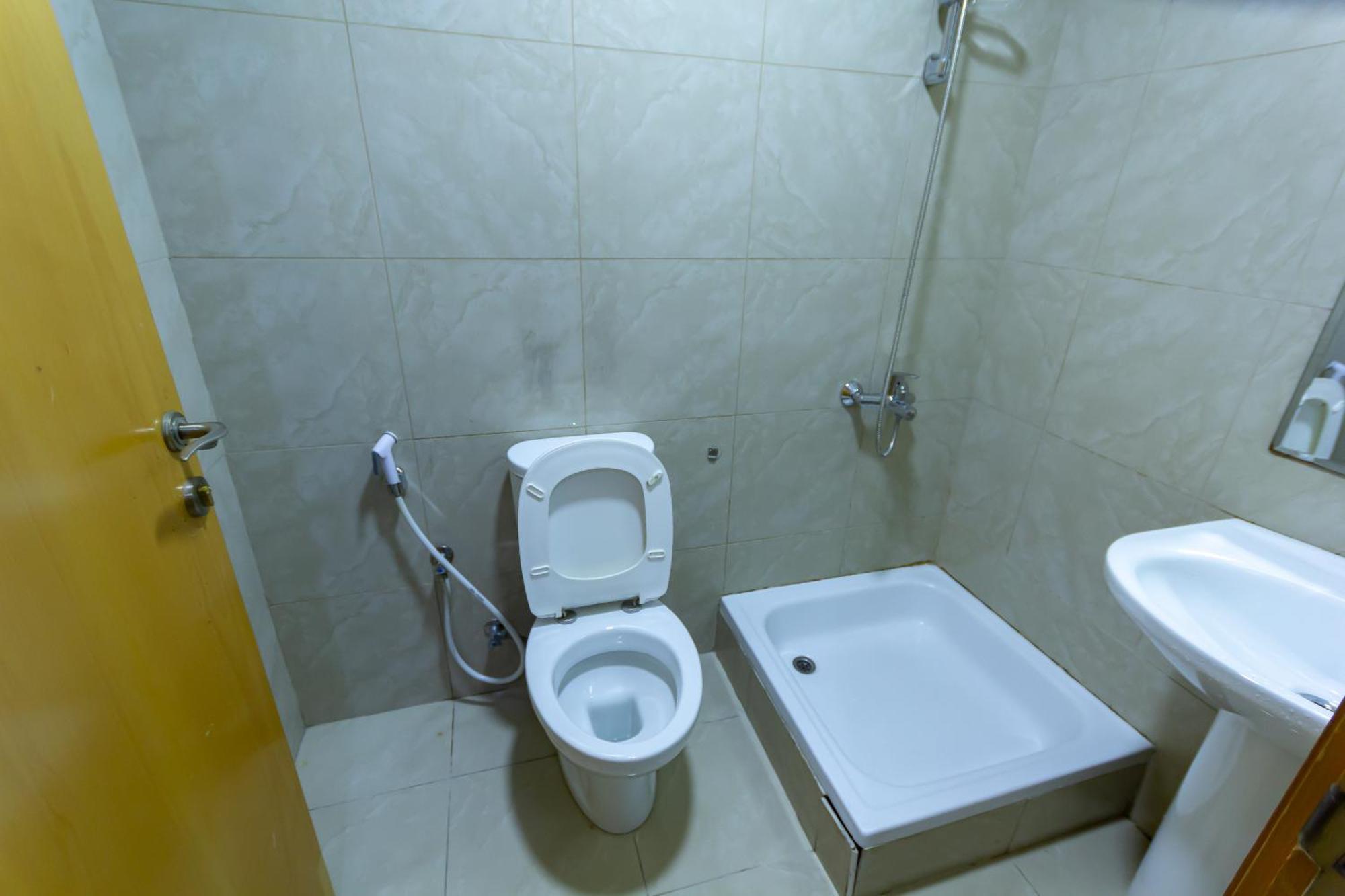 Budget Rooms With Private Bathroom For 'Girls' Only In Dubai, Marina Εξωτερικό φωτογραφία