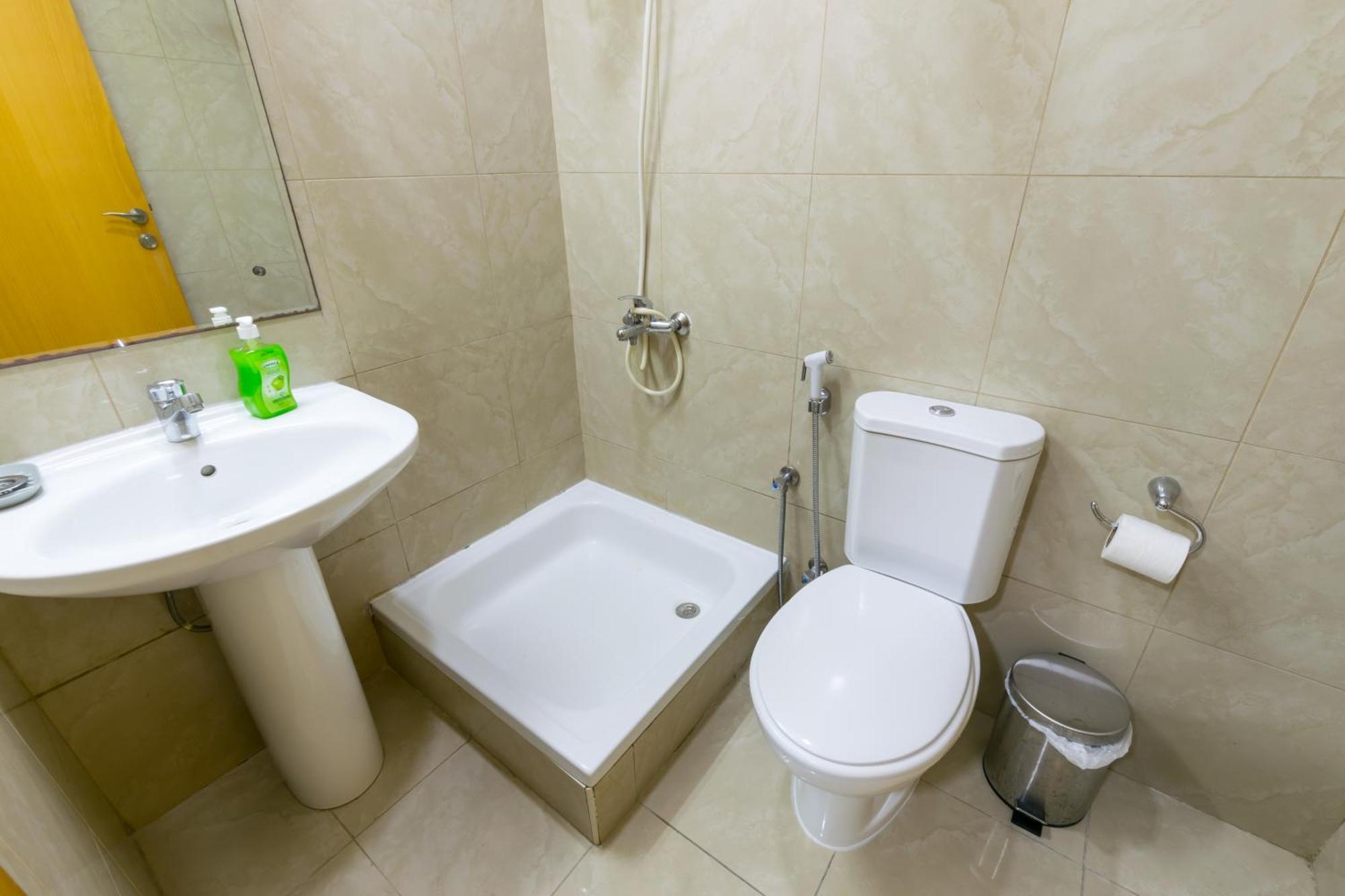 Budget Rooms With Private Bathroom For 'Girls' Only In Dubai, Marina Εξωτερικό φωτογραφία