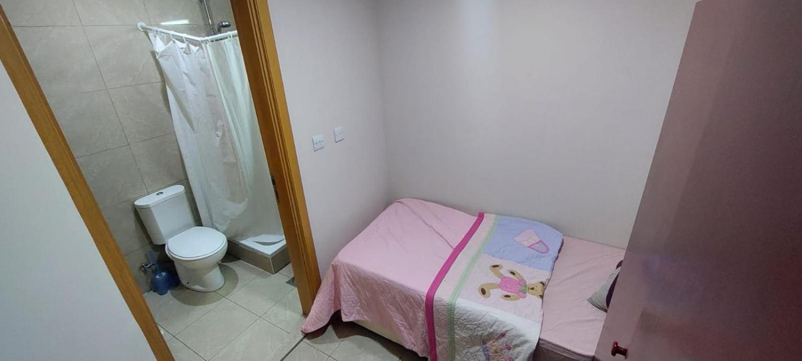 Budget Rooms With Private Bathroom For 'Girls' Only In Dubai, Marina Εξωτερικό φωτογραφία